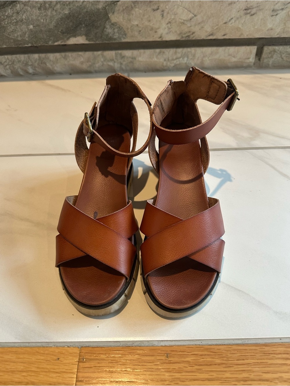 MIA Cognac Brown Leather Platform Wedge Sandals Ankle Strap Crisscross Size 9